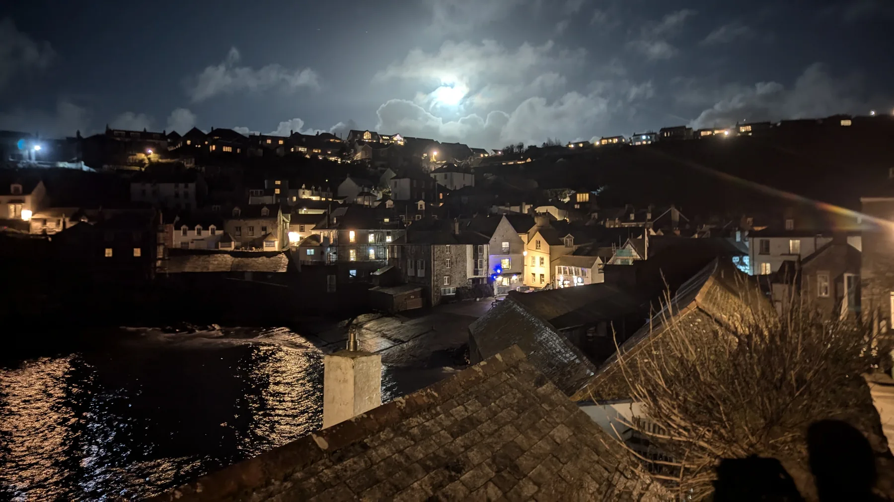 Port Isaac village and harbour at night